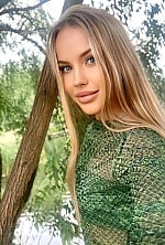 Ukrainian mail order bride Anastasia from Wroclaw with blonde hair and green eye color - image 3