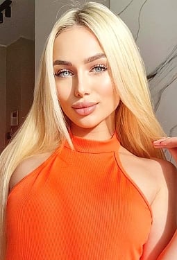 Liliia, 21 y.o. from Kyiv, Ukraine