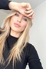 Ukrainian mail order bride Ruta from Kaunas with blonde hair and hazel eye color - image 2