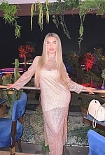 Ukrainian mail order bride Renata from London with blonde hair and green eye color - image 2