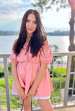 Ukrainian mail order bride Yulia from Ternopil with light brown hair and green eye color - image 8