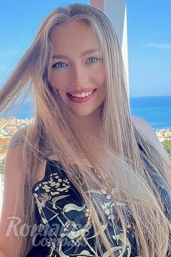 Ukrainian mail order bride Anastasiia from Kyiv with light brown hair and grey eye color - image 1