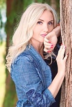 Ukrainian mail order bride Natalya from Las Vegas with blonde hair and grey eye color - image 2