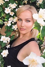 Ukrainian mail order bride Victoria from Zagreb with blonde hair and green eye color - image 16