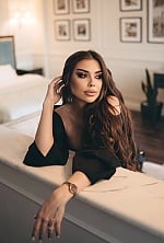 Ukrainian mail order bride Oleksandra from Kyiv with brunette hair and brown eye color - image 8