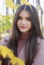 Ukrainian mail order bride Anna from Kyiv with light brown hair and brown eye color - image 3