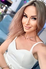 Ukrainian mail order bride Kateryna from Kyiv with blonde hair and blue eye color - image 2