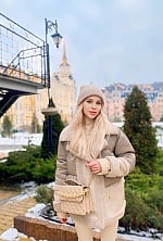 Ukrainian mail order bride Daria from London with blonde hair and blue eye color - image 11