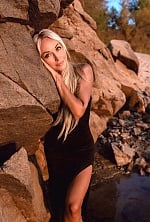 Ukrainian mail order bride Marina from Los Angeles with blonde hair and grey eye color - image 4