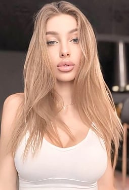 Anastasia, 29 y.o. from Kyiv, Ukraine