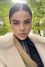 Ukrainian mail order bride Yulia from Kyiv with blonde hair and blue eye color - image 3