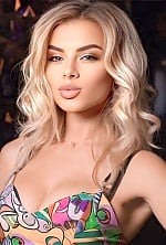 Ukrainian mail order bride Tetiana from Bucharest with blonde hair and green eye color - image 12