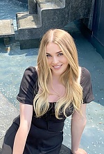 Ukrainian mail order bride Irina from Kyiv with blonde hair and green eye color - image 4