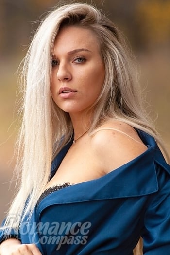 Ukrainian mail order bride Kseniya from Cherkasy with blonde hair and blue eye color - image 1