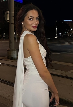 Marina, 46 y.o. from Vienna, Austria