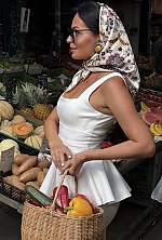 Ukrainian mail order bride Marina from Vienna with brunette hair and grey eye color - image 14