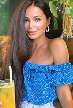 Ukrainian mail order bride Marina from Vienna with brunette hair and grey eye color - image 12