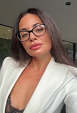 Ukrainian mail order bride Marina from Vienna with brunette hair and grey eye color - image 20