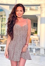 Ukrainian mail order bride Marina from Vienna with brunette hair and grey eye color - image 9