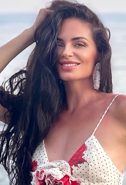Marina, 46 y.o. from Vienna, Austria