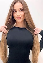 Ukrainian mail order bride Natalia from Varna with light brown hair and brown eye color - image 5