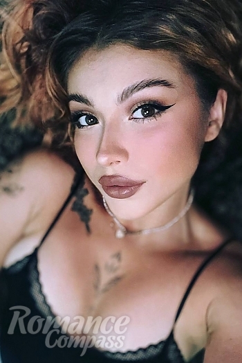 Ukrainian mail order bride Katerina from Kremenchug with light brown hair and brown eye color - image 1