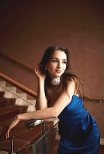 Ukrainian mail order bride Yulia from Cherkasy with light brown hair and green eye color - image 6