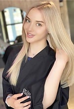 Ukrainian mail order bride Olesya from Lviv with blonde hair and green eye color - image 8