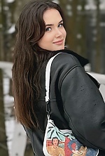 Ukrainian mail order bride Elizaveta from Valencia with light brown hair and green eye color - image 11