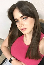 Ukrainian mail order bride Elizaveta from Valencia with light brown hair and green eye color - image 6