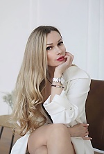 Ukrainian mail order bride Olga from Valencia with blonde hair and brown eye color - image 11