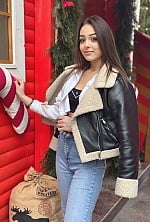 Ukrainian mail order bride Nina from Ivano-Frankivsk with brunette hair and blue eye color - image 8