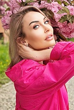 Ukrainian mail order bride Yulia from Ivano-Frankivsk with blonde hair and blue eye color - image 9