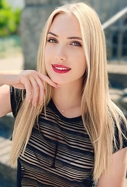 Yana, 30 y.o. from Kyiv, Ukraine