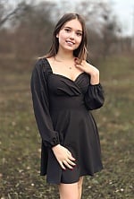 Ukrainian mail order bride Polina from Sloviansk with light brown hair and brown eye color - image 9