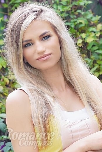 Ukrainian mail order bride Olga from Kharkiv with blonde hair and green eye color - image 1