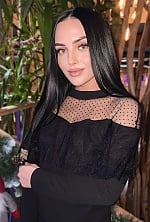 Ukrainian mail order bride Daria from Kharkiv with black hair and brown eye color - image 3