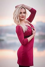 Ukrainian mail order bride Yuliia from Kyiv with blonde hair and brown eye color - image 2