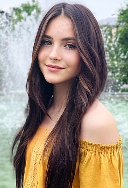 Olesia, 18 y.o. from Cherkasy, Ukraine