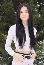 Ukrainian mail order bride Olesia from Cherkasy with black hair and brown eye color - image 3