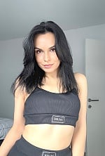 Ukrainian mail order bride Iryna from Lviv with black hair and black eye color - image 6