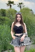 Ukrainian mail order bride Marianna from Poltava with light brown hair and green eye color - image 6