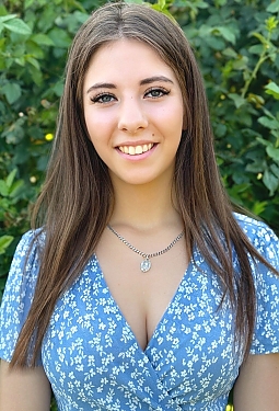 Valentyna, 21 y.o. from Kyiv, Ukraine