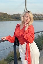 Ukrainian mail order bride Olga from Warsaw with blonde hair and blue eye color - image 8