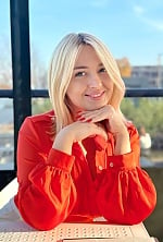 Ukrainian mail order bride Olga from Warsaw with blonde hair and blue eye color - image 9