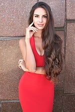 Ukrainian mail order bride Yulia from Kyiv with light brown hair and brown eye color - image 2