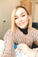Ukrainian mail order bride Yulia from Sumy with blonde hair and grey eye color - image 5