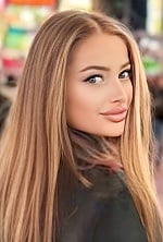 Ukrainian mail order bride Anastasia from Palm Coast with blonde hair and green eye color - image 16
