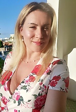 Ukrainian mail order bride Olga from London with blonde hair and blue eye color - image 6