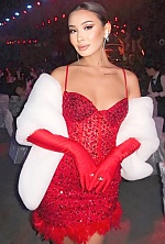 Ukrainian mail order bride Zhanara from Astana with light brown hair and brown eye color - image 7